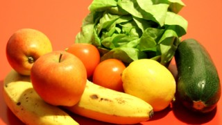 Ernährung in der Schule: Immer mehr oberbergische Schulen beziehen kostenlos Obst und Gemüse